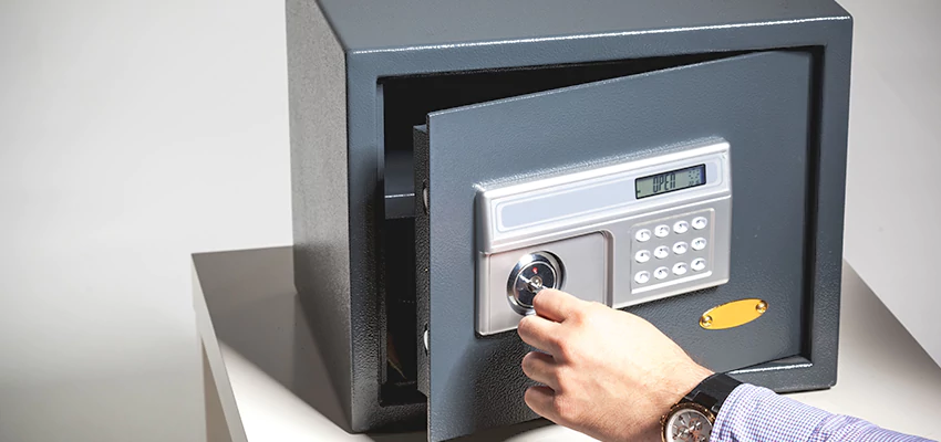 Jewelry Safe Unlocking Service in Los Alamitos, California